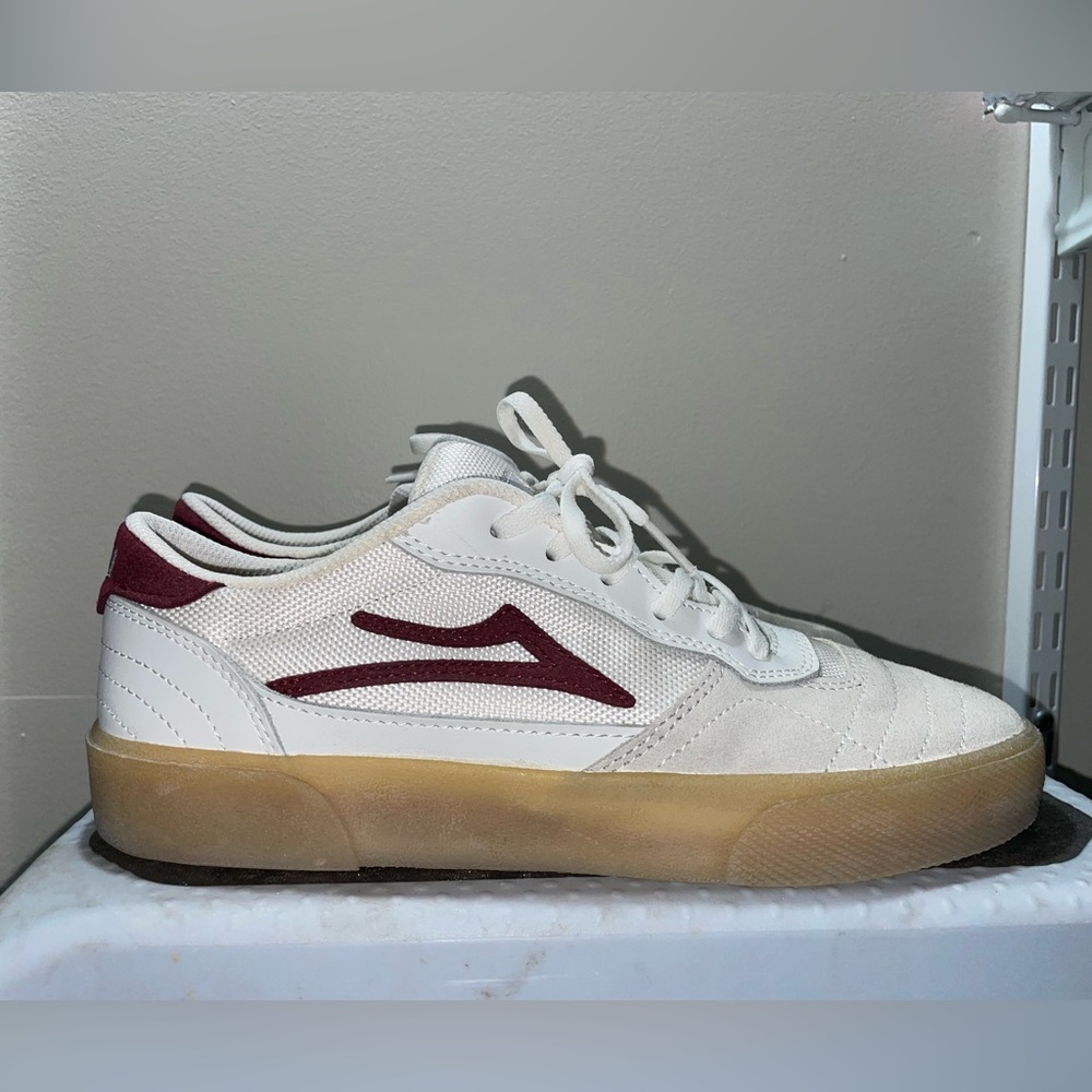 Lakai